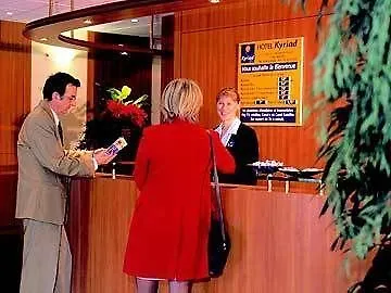 Отель Kyriad Centre 3*